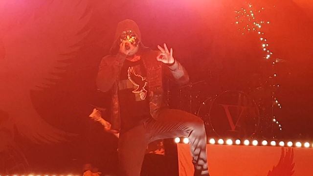 HOLLYWOOD UNDEAD - Undead - LIVE