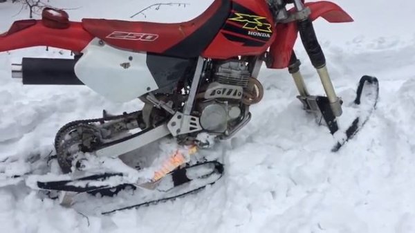 Как развернуть мотоцикл с гусеничным комплектом YetiExpress на 180 градусов