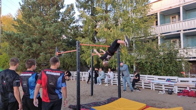 1000 Занятий ФВСА СаРатов 28.09.24. НаРодная ГимнАсТиКа на ТурБазе "ДомоСтроитель". СКК "Вместе" смотреть онлайн