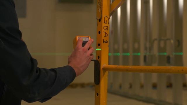 Les niveaux laser Fluke vous facilitent la tâche. смотреть онлайн