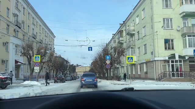 Короткая рабочая неделя. Настала зима! Плинтуса ждут 😁 смотреть онлайн