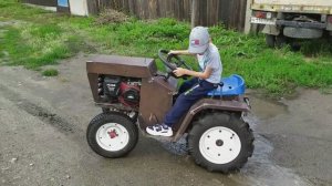 Прокачусь по деревне на на своём минитракторе