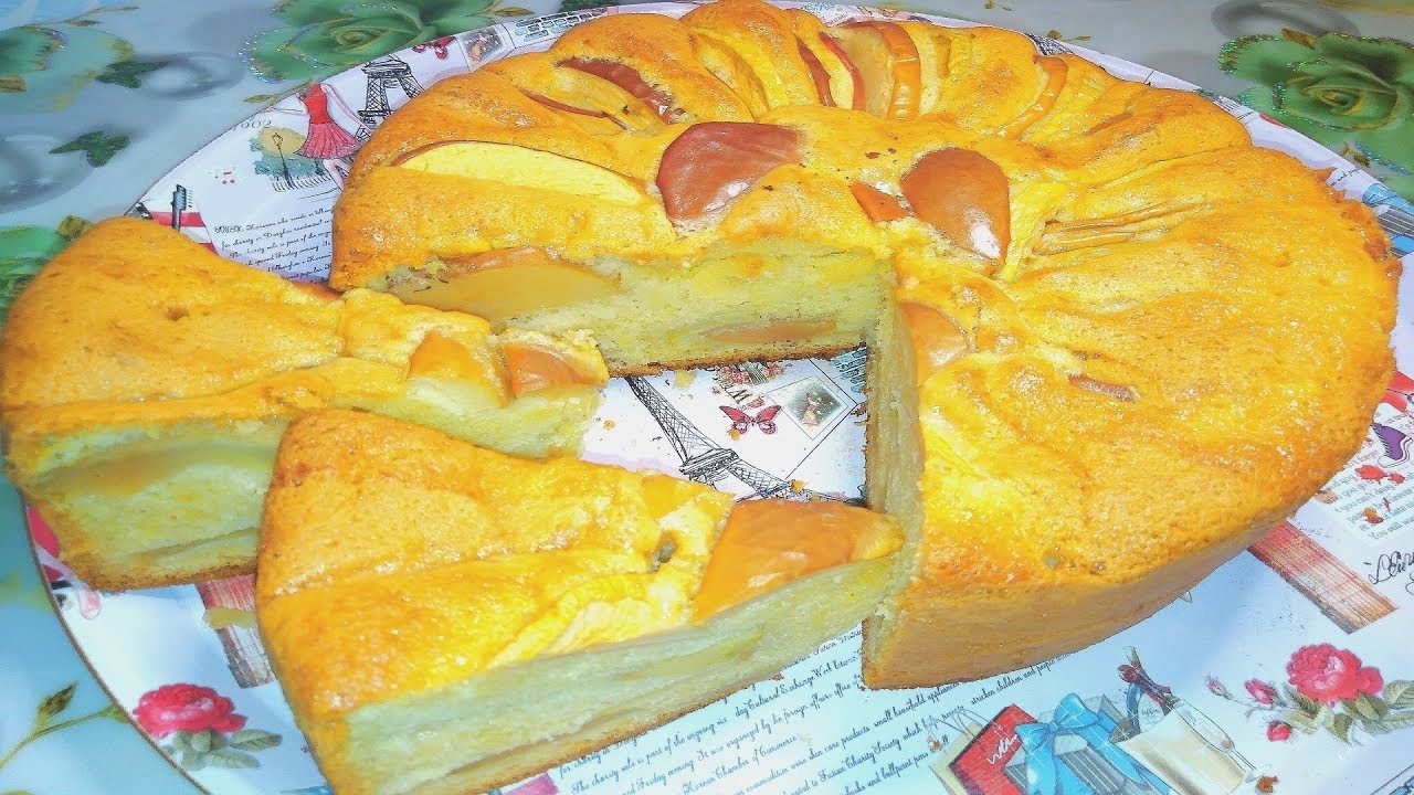 ШАРЛОТКА С ЯБЛОКАМИ __ НЕСРАВНЕННАЯ __НА КУХНЕ У ЦЫГАНОЧКИ. смотреть онлайн