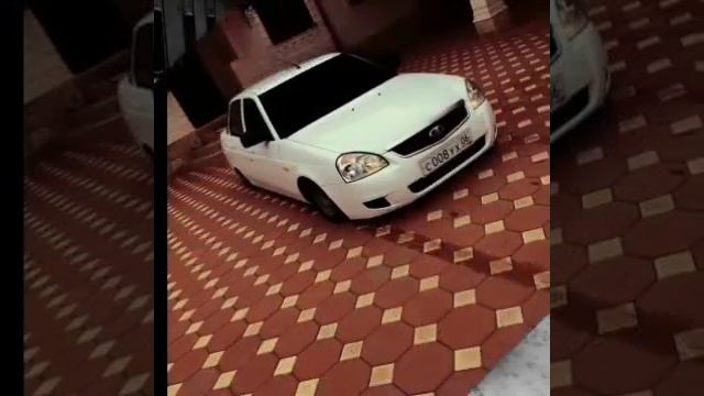 Чёрная приора, белые кроссовки. ( Ее ищут все ) смотреть онлайн