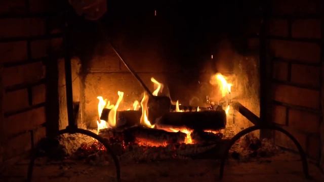 Relaxing fire video / Расслабляющее видео огня под музыку смотреть онлайн
