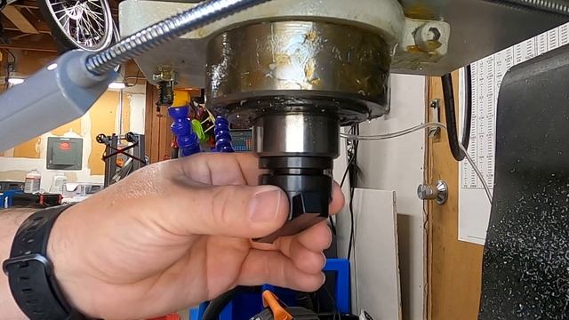 Priest Tools Power Drawbar on Precision Matthews PM-833TV смотреть онлайн