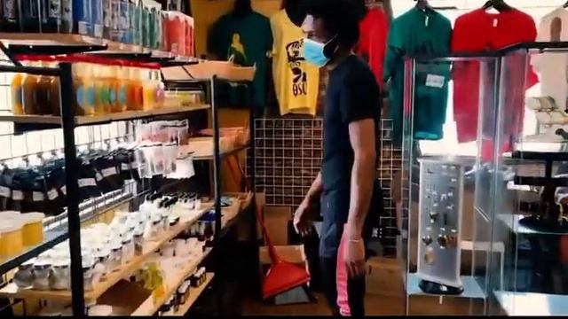 Yeyes Botanica Manager top 3 picks
EPISODE 2 смотреть онлайн
