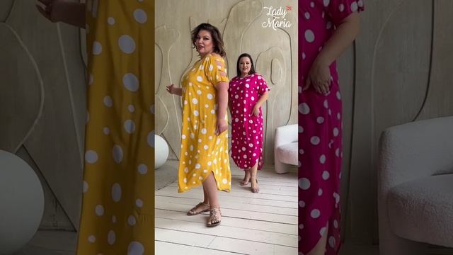 Платье штапель "горох" с вырезами на плечах смотреть онлайн