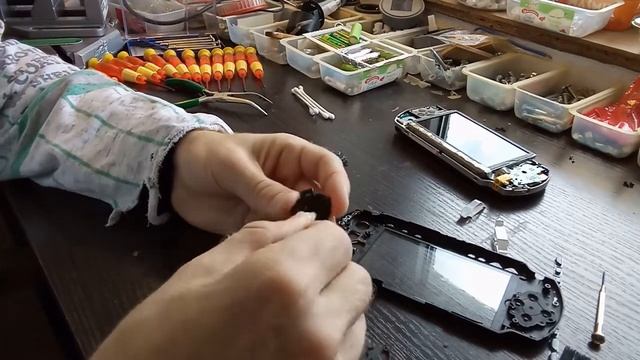Naprawiam PSP [Warsztat Kuchenny#03] смотреть онлайн