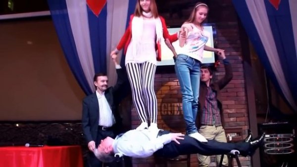 Каталепсия в действии.