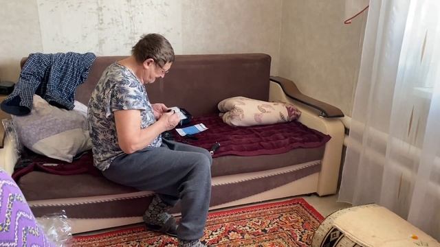 ТЯЖЁЛАЯ ЖИЗНЬ В РОССИЙСКОЙ ДЕРЕВНЕ...у нас есть в семье СЕКРЕТИКИ, о КОТОРЫХ ЛУЧШЕ НИКОМУ НЕ ЗНАТЬ смотреть онлайн