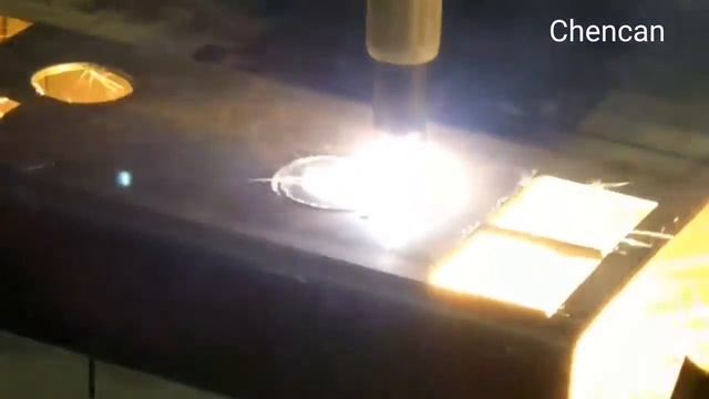 CNC Plasma cutting table cutting 6mm steel sheet with US Hypertherm powermax 65A смотреть онлайн
