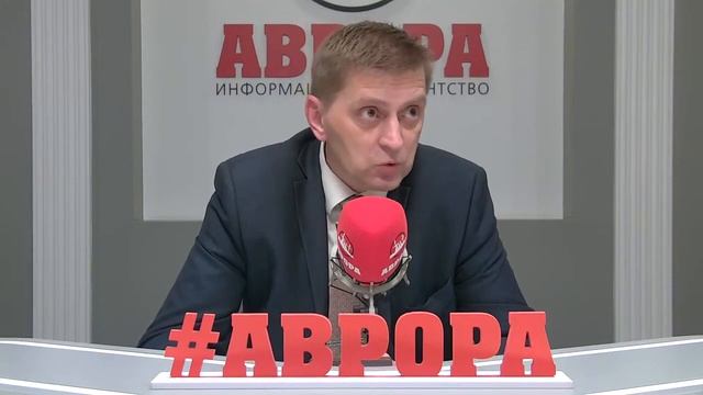 Не внешний враг, а внутренние идиоты смотреть онлайн