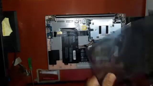 Lenovo Ideapad 120s - 14IAP Battery Replace