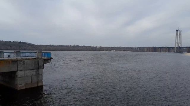 Каким стал Днепр через девять месяцев после подрыва дамбы на Каховской ГЭС. смотреть онлайн