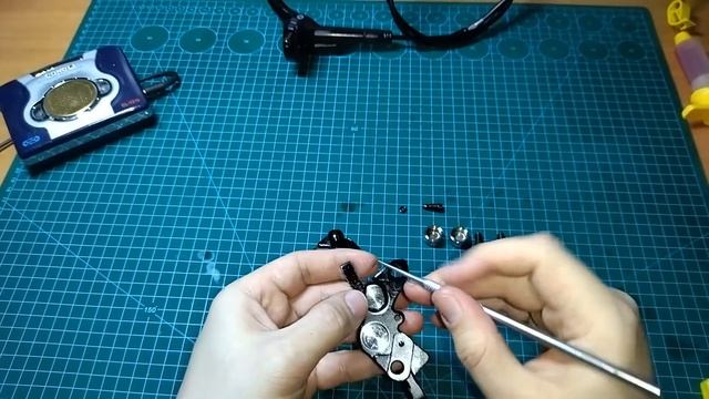 Complete disassembly and bleeding of the brake Meroca M4 MT420 / Прокачка и разборка тормоза смотреть онлайн