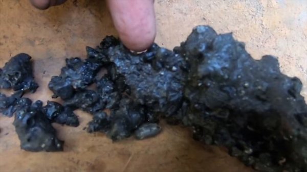 Primitive Technology_ Iron knife made from bacteria