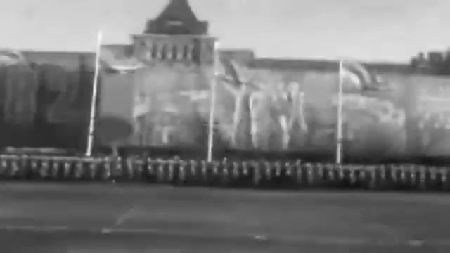 National Anthem Of USSR — 1982 October Revolution Parade смотреть онлайн