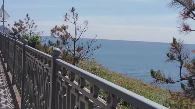 АНАПА. НАБЕРЕЖНАЯ " ВЫСОКИЙ БЕРЕГ". ОФИГЕННОЕ МОРЕ. РЕЛАКС. КРАСОТЕНЬ ВОКРУГ. ОТДЫХ . МАЙ 2024. смотреть онлайн