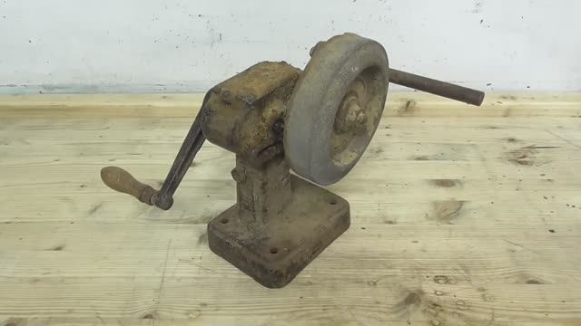Реставрация Антикварного Ручного Шлифовального круга смотреть онлайн