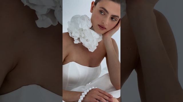 Свадебное платье Атик из коллекции White Symphony от Divino Rose