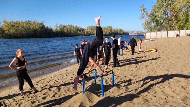 1000 Занятий ФВСА СаРатов 28.09.24. НаРодная ГимнАсТиКа на ТурБазе "ДомоСтроитель". СКК "Вместе" смотреть онлайн