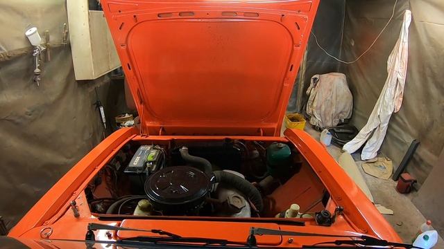 Moskvich gets new radiator and tires. смотреть онлайн