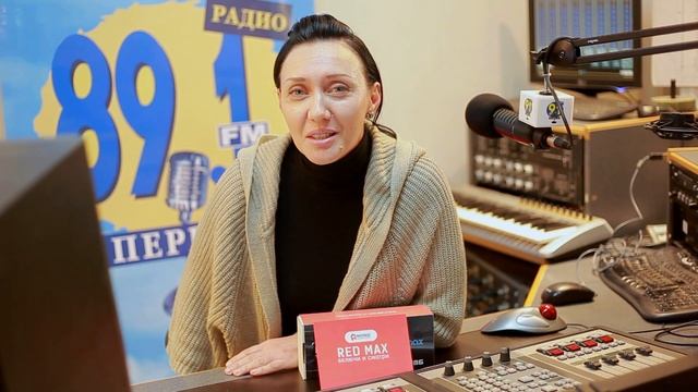Яна Романова - музыкальный редактор Первого Радио в Израиле. Про Редмакс ТВ [Redmax TV] смотреть онлайн