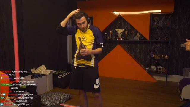 WTCN VE BBL ESPORTS EKİBİ ŞAMPİYONLUĞU KUTLUYOR! ŞAMPANYA PATLATILDI!