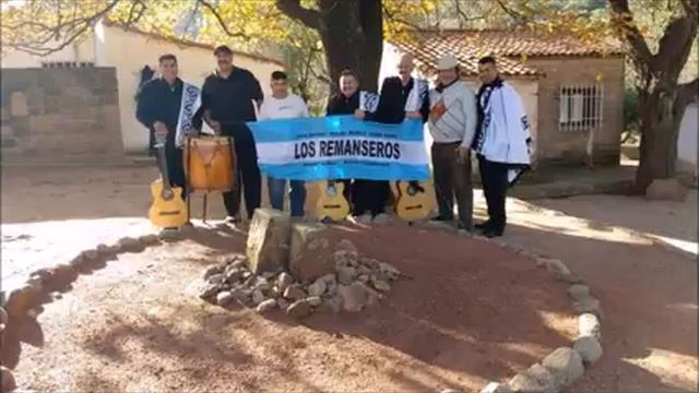 FABULA DE AMOR.. LOS REMANSEROS.. смотреть онлайн