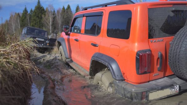 Первый выезд Нивы на 32ых, УАЗ Hunter, Oting Paladin, Haval Dargo, Tank 300, Jeep Grand Cherokee