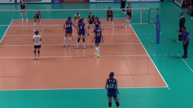 Уралочка - НТМК – CSM (Румыния), 3:1. Кубок Вызова-2015. смотреть онлайн