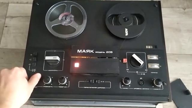 Магнитофон Маяк-205 Стерео. Demo смотреть онлайн