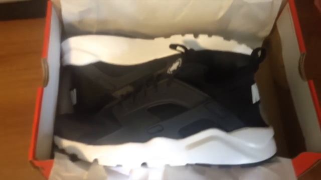 Nike Air Huarache Run Ultra - Unboxing/On Feet - Perfect Fit смотреть онлайн
