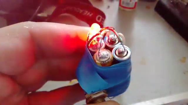 самодельные фонарики на батарейках смотреть онлайн