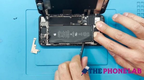 iPhone SE 2020 Battery Replacement