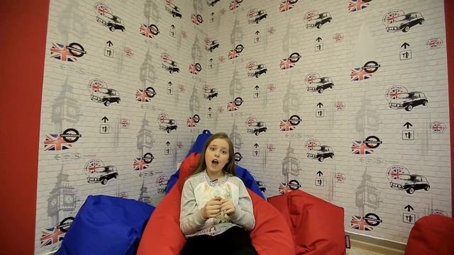 Школа журналістики "Рожеві окуляри" - Віолетта Цьокан (сюжет до програми РОЖЕВІ ОКУЛЯРИ) смотреть онлайн