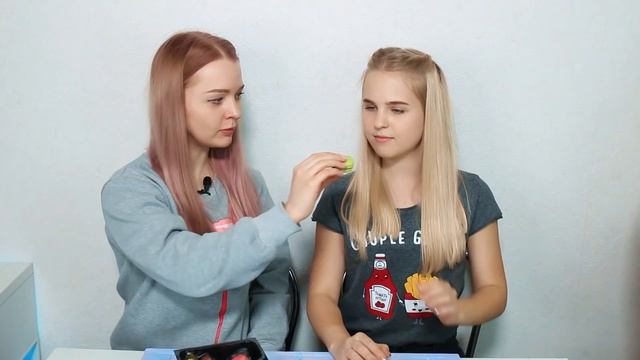 ЧЕЛЛЕНДЖ SQUISHY FOOD ПРОТИВ настоящая ЕДА / REAL FOOD vs squishy toys CHALLENGE | Алиса Лисова смотреть онлайн