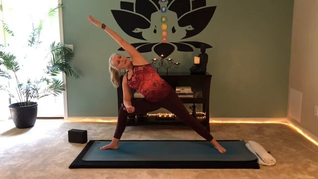 Fourth Chakra Hatha Class - Heart - Anahata Chakra смотреть онлайн