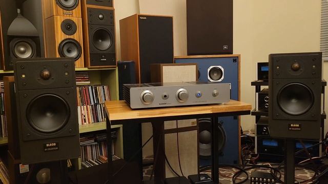 Celestion SL600, Sugden A21 Signature, Aurender A100
