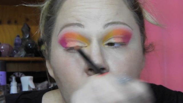 Morphe Pride Palette | THIS PALETTE MADE ME CRY! | Live in Color 25L Artistry Palette смотреть онлайн