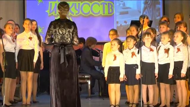 "Гимн школе искусств" Муз. Олега Андреева, слова Ларисы Андреевой смотреть онлайн