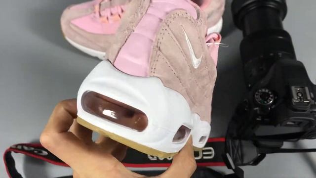 Nike WMNS Air Max 95 SD Prism Pink Running Shoes FROM Robert смотреть онлайн