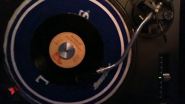 Olivia Newton John - You're The One That I Want (Theme Grease) - 7'' [1978] смотреть онлайн