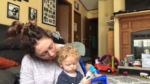 InstamediQ Smart Thermometer for my sick baby смотреть онлайн