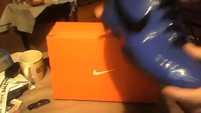 UnBoxing Nike Zoom Hustles. смотреть онлайн