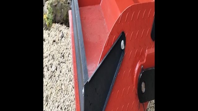 Минитрактор КМЗ-012 забрало для ковша смотреть онлайн