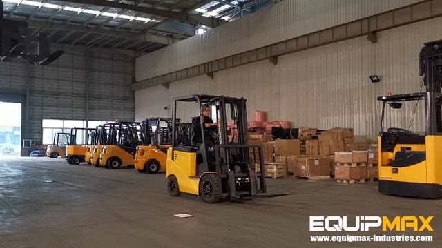 Equipmax 2.0 ton Electric Forklift Operation смотреть онлайн