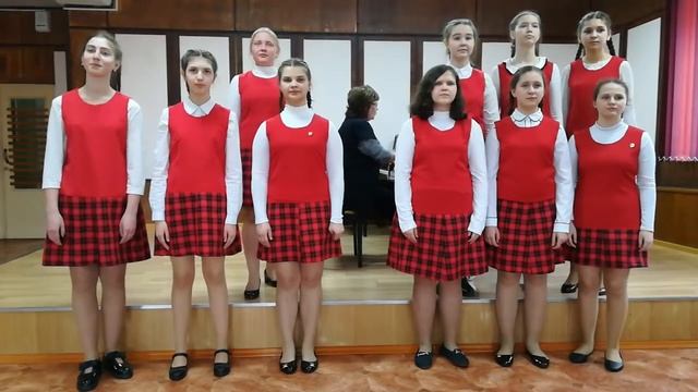 Вокальный ансамбль "Крылатые качели" муз Ю Чичкова сл М Пляцковского «Смешная карусель» смотреть онлайн