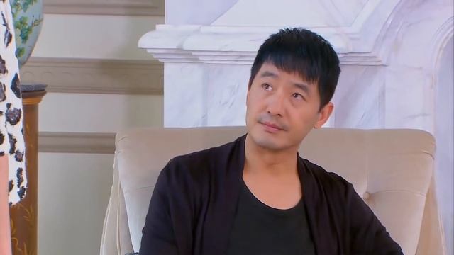 小三摟著渣男囂張挑釁前妻，前妻轉身就走直接無視，小三氣急💘#cdrama #chinesedrama смотреть онлайн